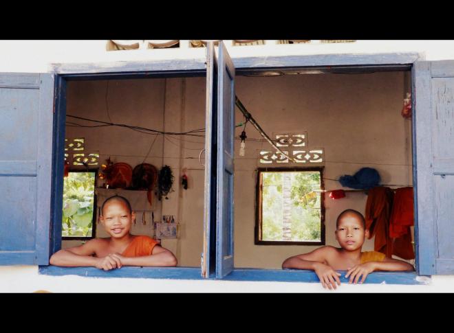 175574_10151083648770493_1516954348_o